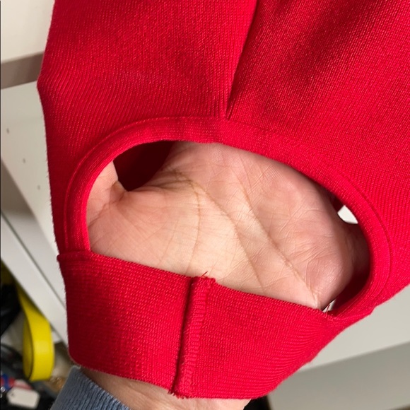 Red crop top - Picture 3 of 3